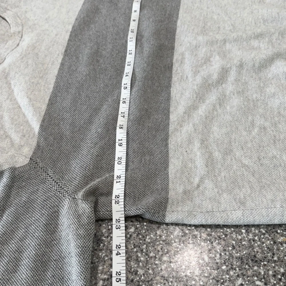 Banana Republic Mens Large Grey Supima Cotton Colorblock Striped Crew Sweater